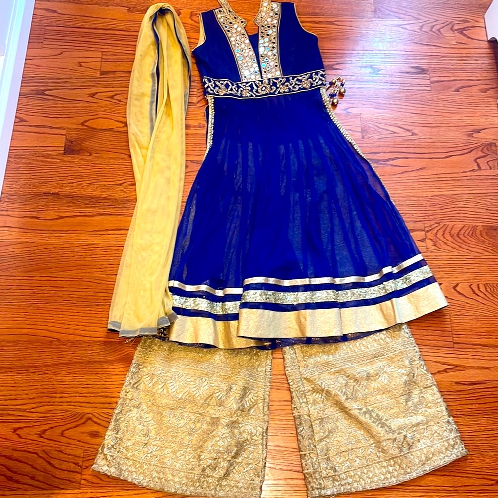 Perfect indian dress size 30